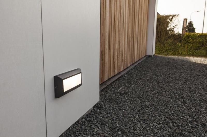 Lutec Architectural Helena udendørslampe til væg - 23 x 10 cm - Mat sort